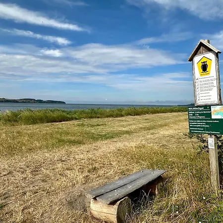 Apartment Uns Wiek Hus 3 Middelhagen